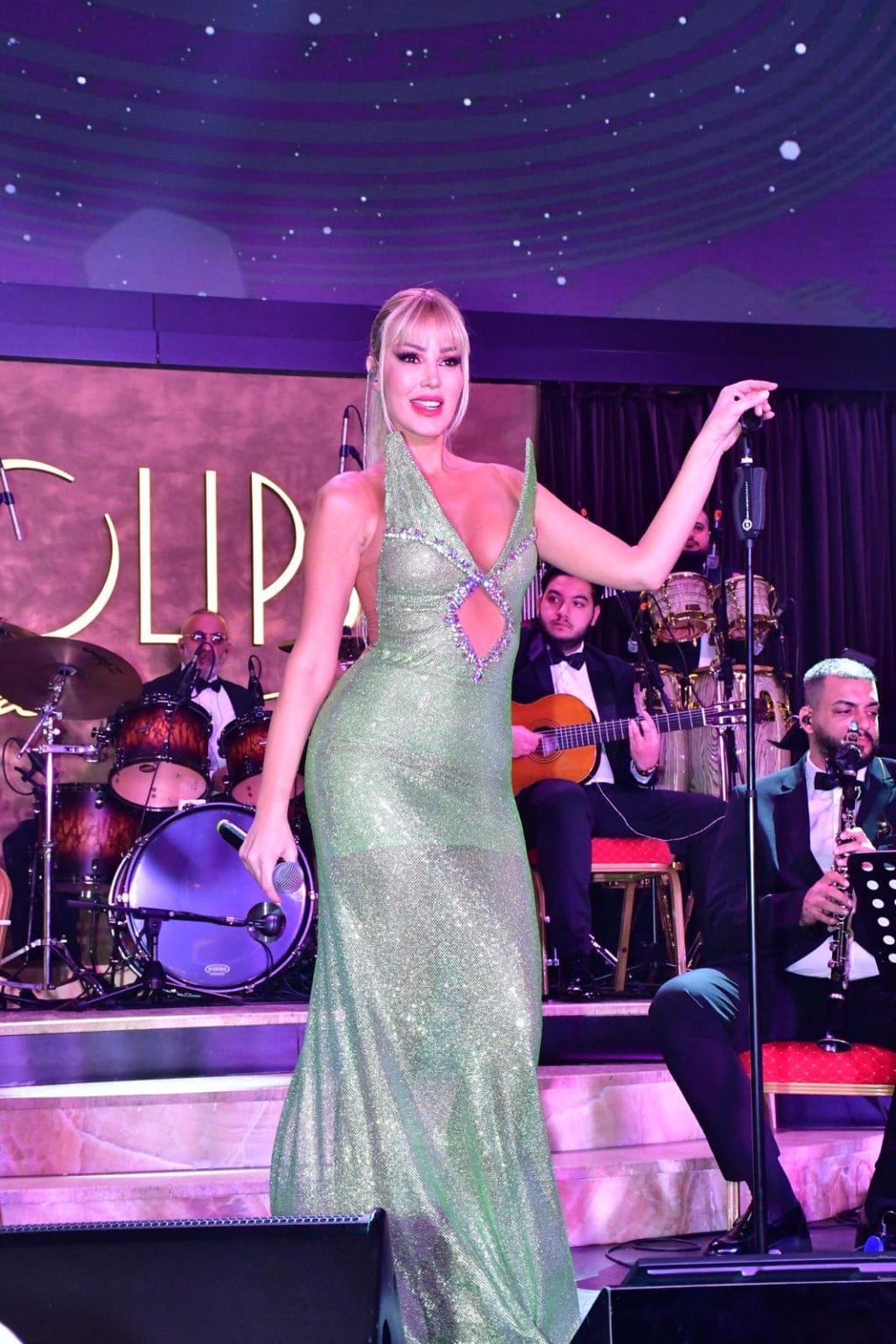HAFTASONU MAGAZİN | Petek Dinçöz Batum’u Salladı: “14 Şubat’ın En Şık Kadını Benim!”